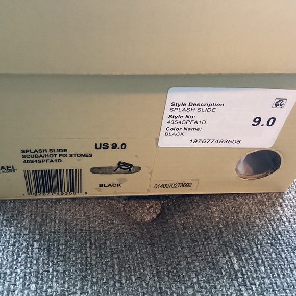 Michael Kors MICHAEL MMK Splash Slide Sandals, size 9 - Picture 5 of 9